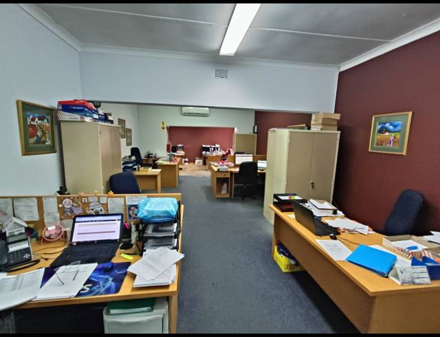 325M² OFFICE FOR SALE IN BO-DORP